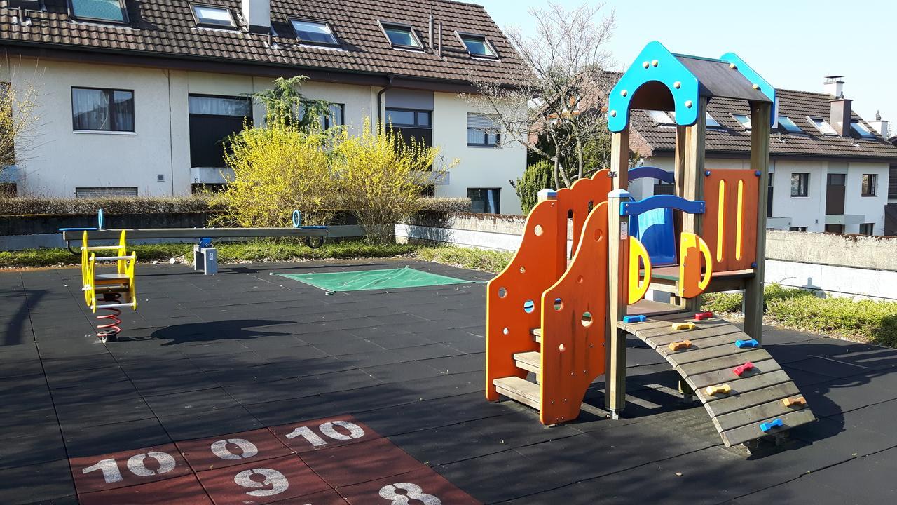 Bed and Breakfast Mybednbreakfast In Bottmingen Номер фото