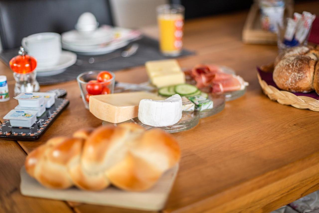 Bed and Breakfast Mybednbreakfast In Bottmingen Экстерьер фото
